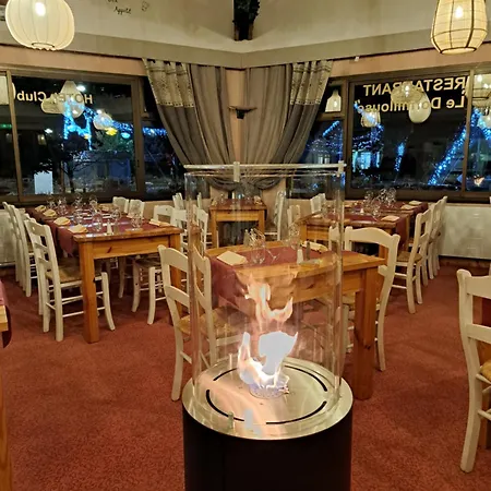蒙克拉埃斯佩斯酒店 蒙特克拉